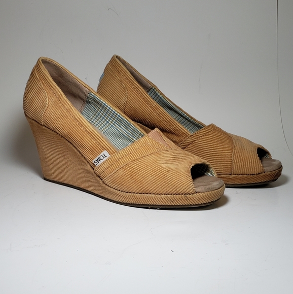 Toms Shoes - Toms Corduroy Wedge 9